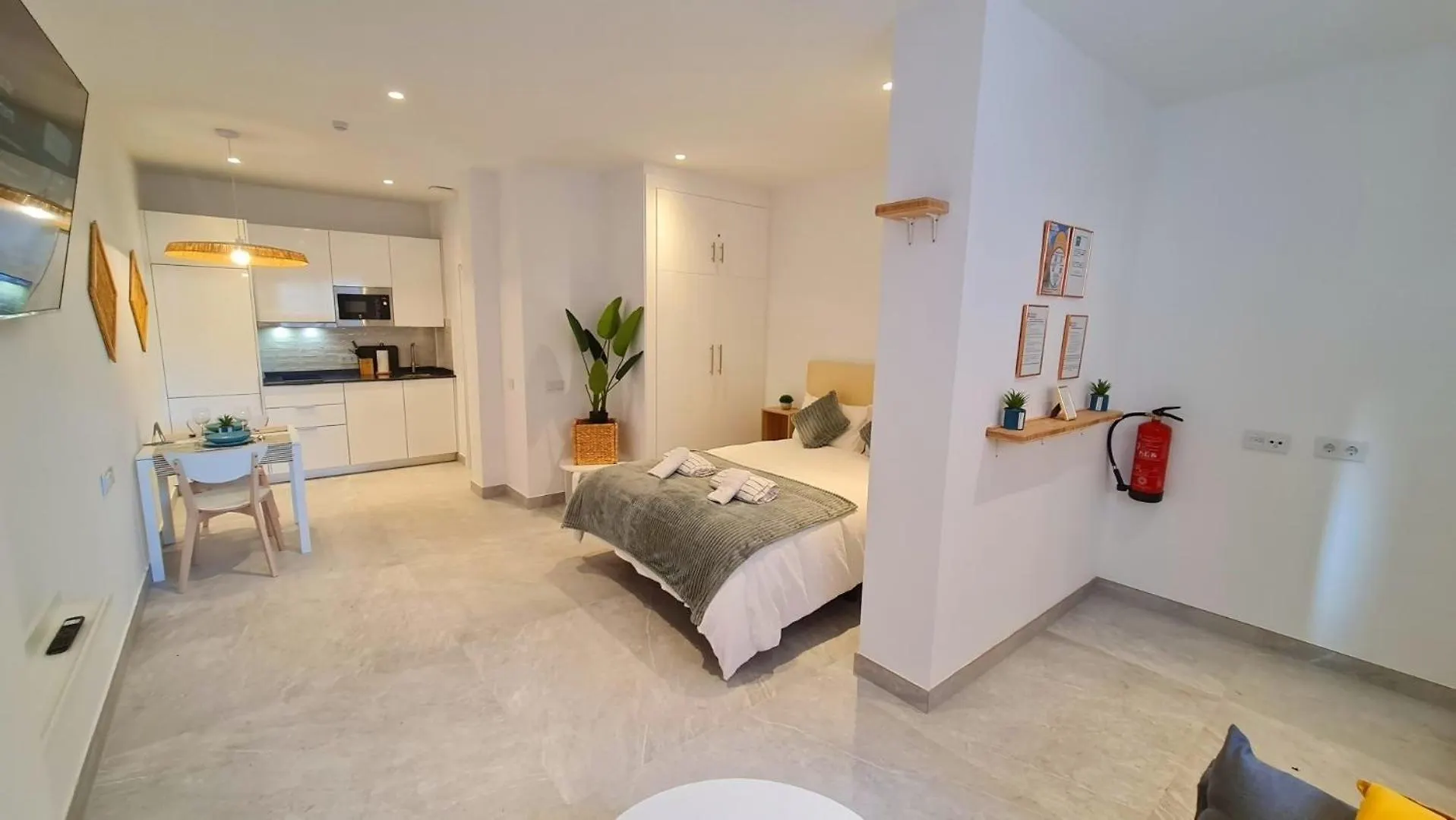 Unionstay Estudio Genius Malaga Apartment